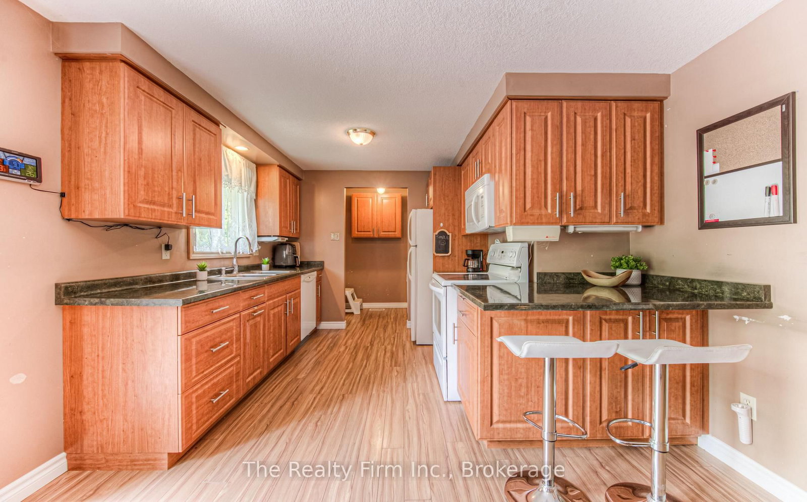 82 Roseneath Crescent • Kitchener, ON photo 10