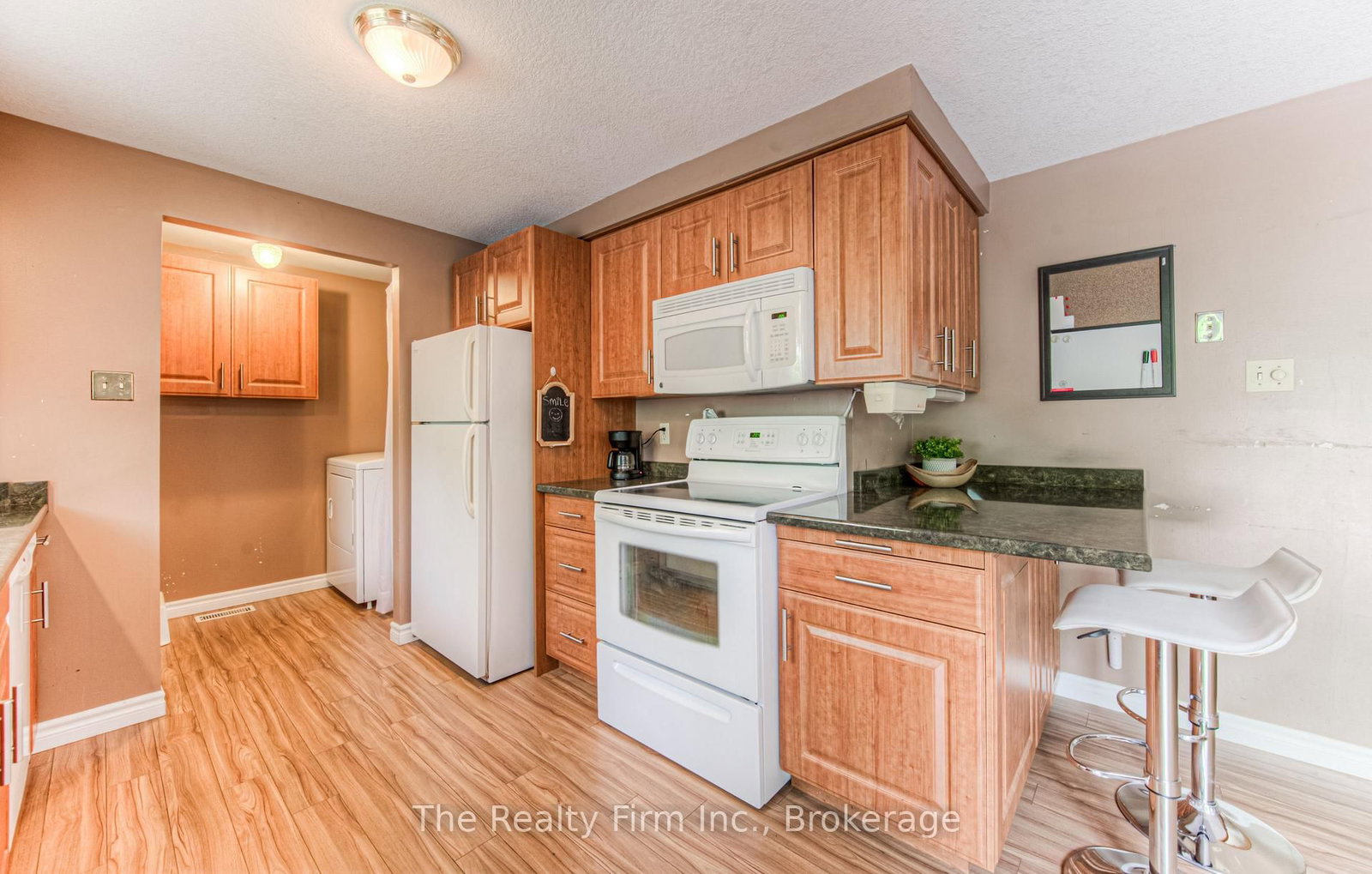 82 Roseneath Crescent • Kitchener, ON photo 12