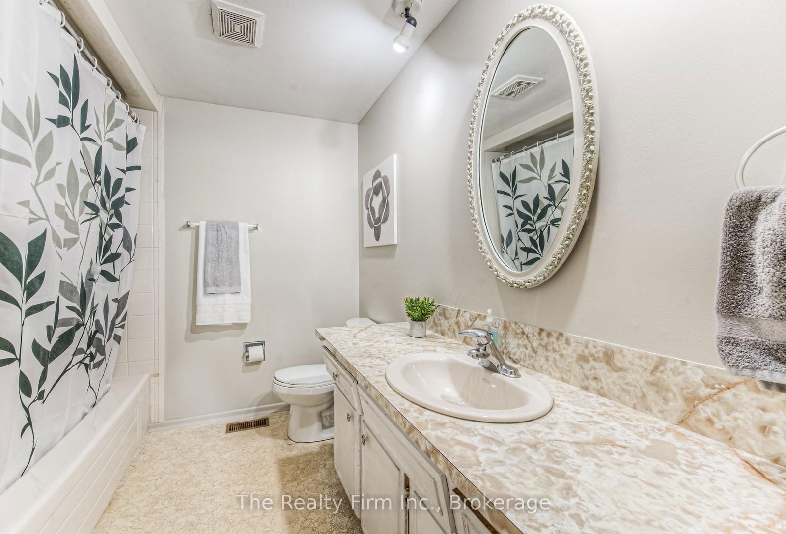 82 Roseneath Crescent • Kitchener, ON photo 18