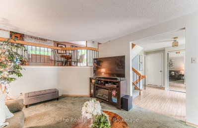 82 Roseneath Crescent • Kitchener, ON photo 6