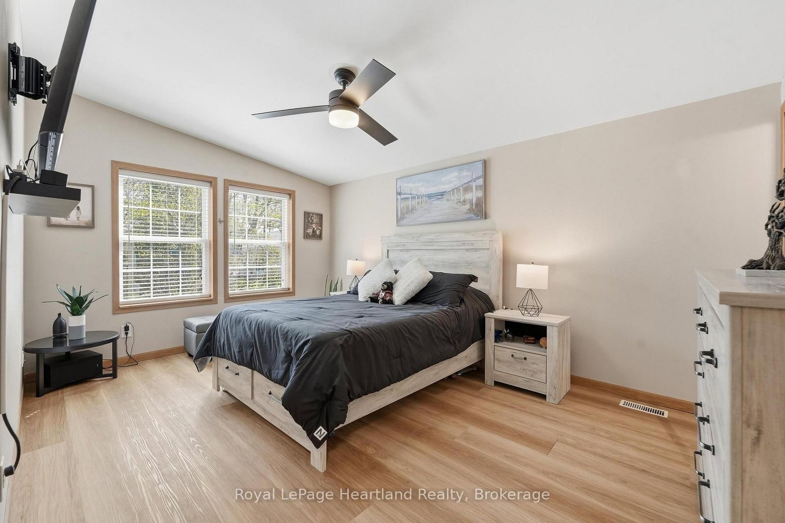 12 CHEROKEE Lane • Ashfield-Colborne-Wawanosh, ON photo 21