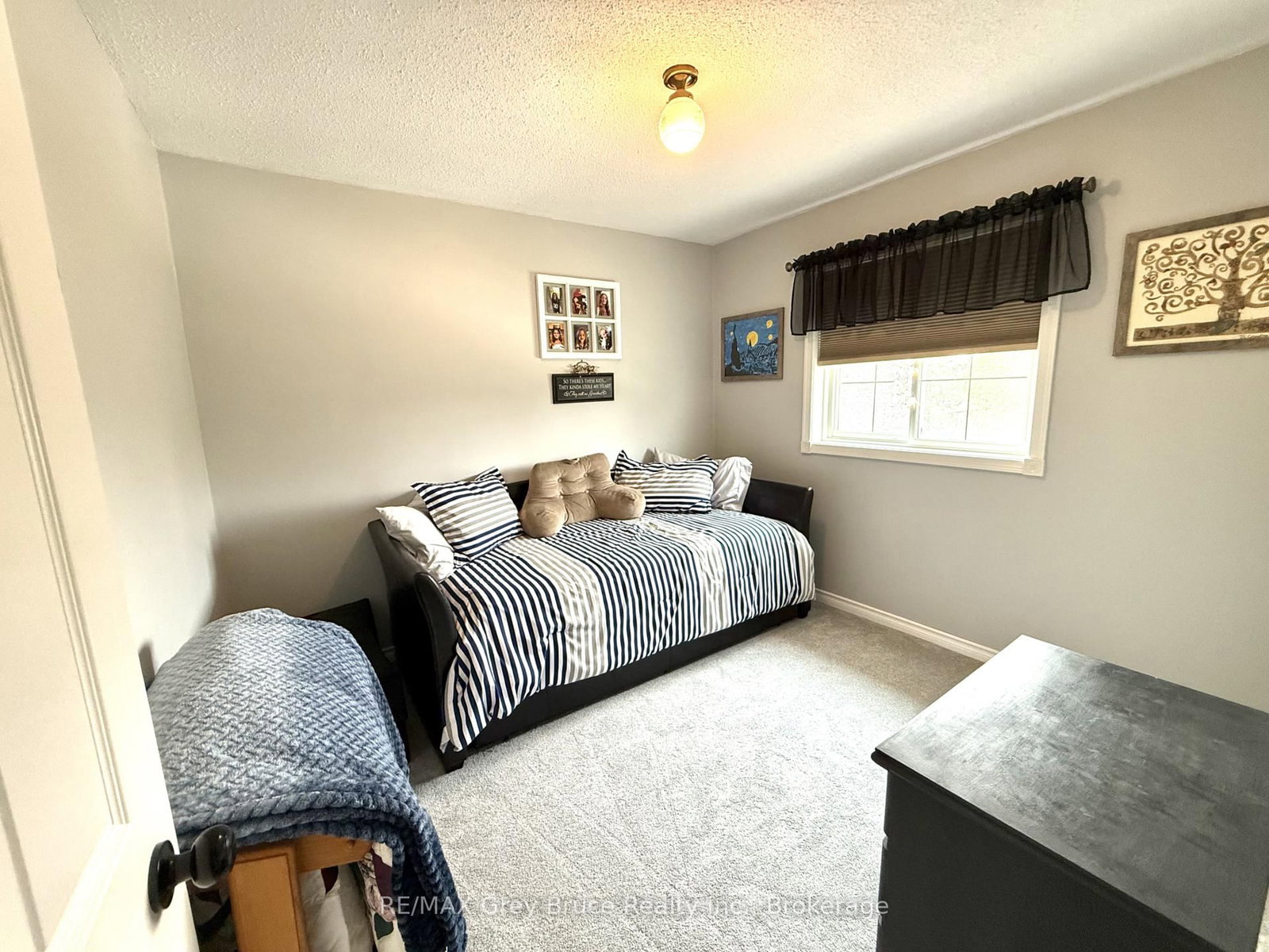 17 Armstrong Crescent • Grey Highlands, ON photo 24
