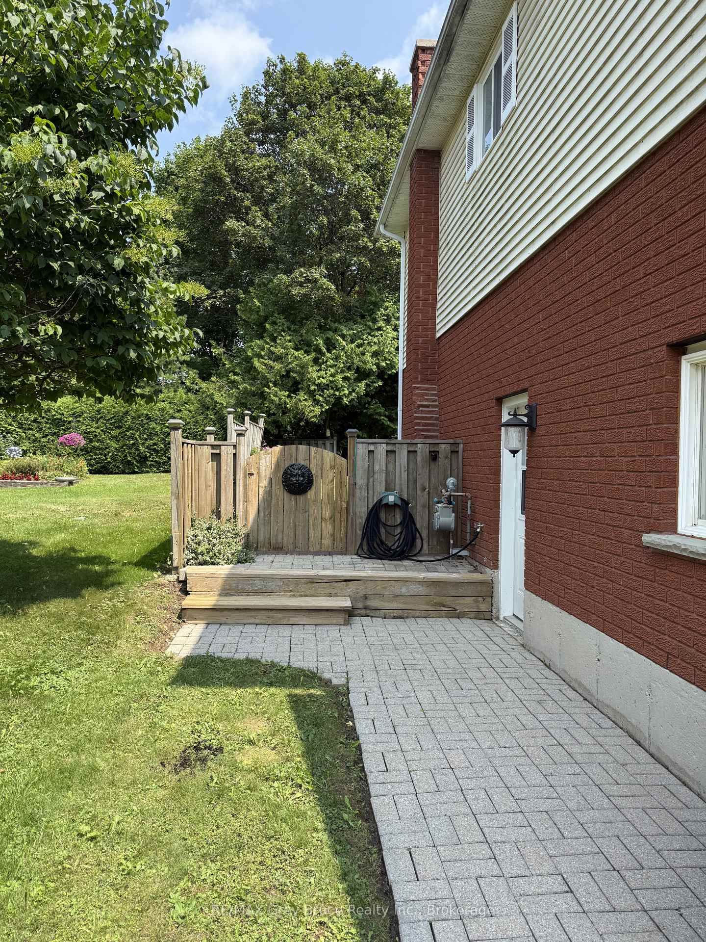 17 Armstrong Crescent • Grey Highlands, ON photo 32