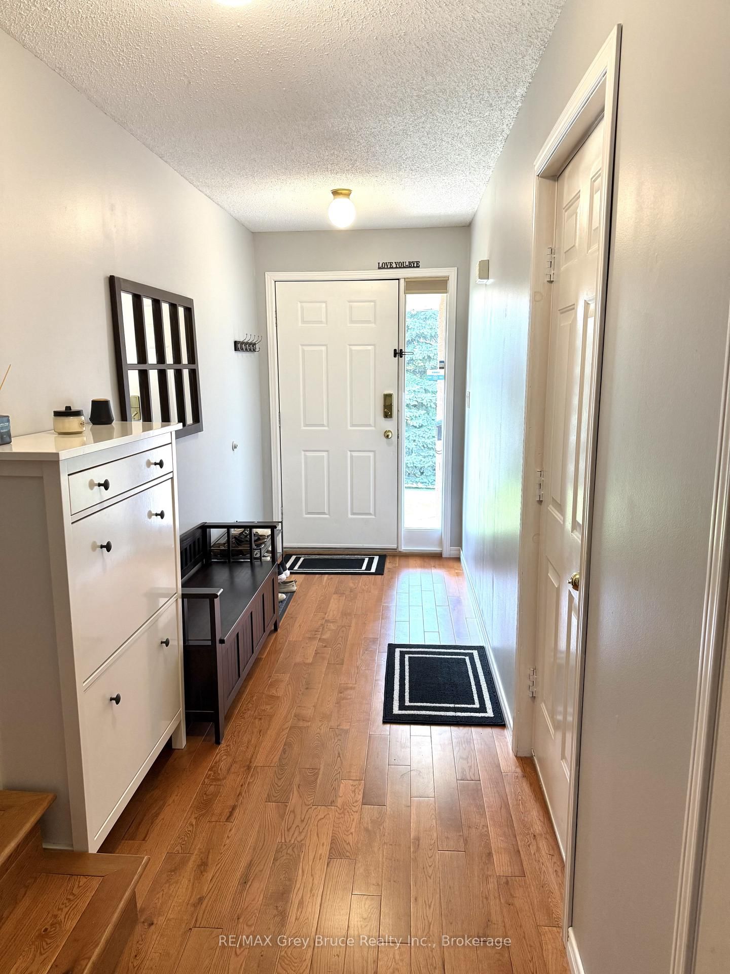 17 Armstrong Crescent • Grey Highlands, ON photo 9