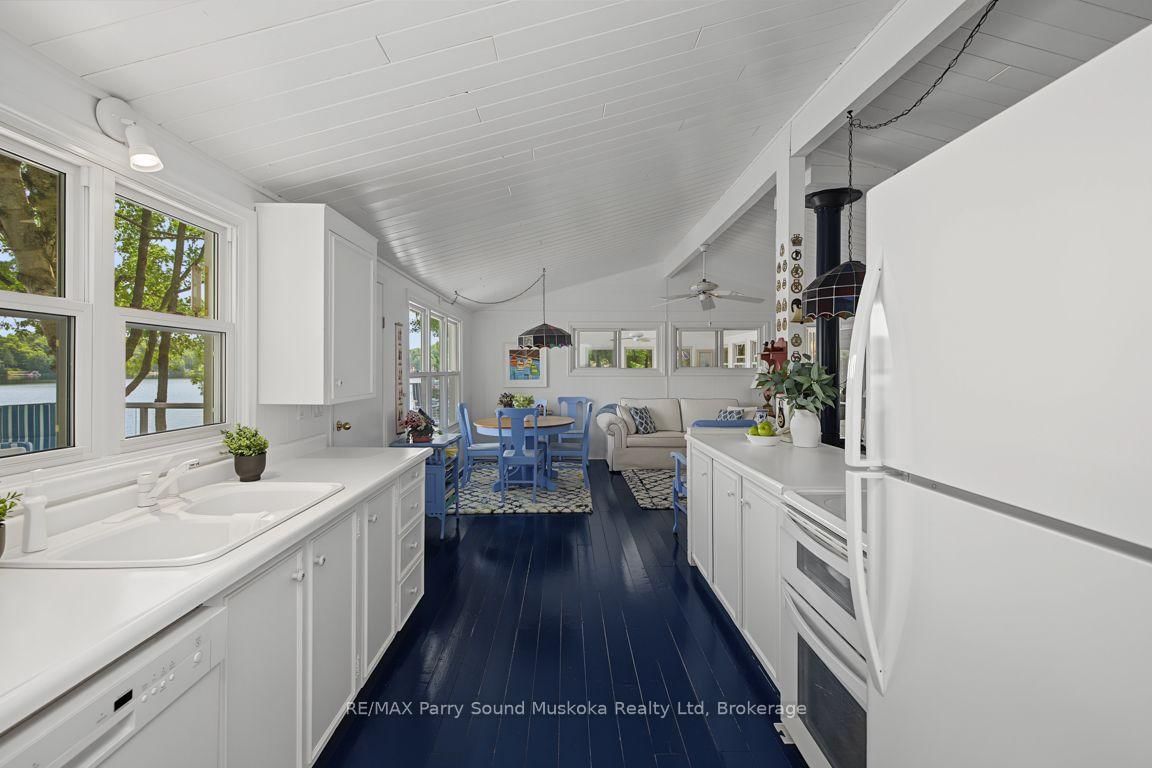 1 Five Finger Lane • Whitestone, ON photo 20