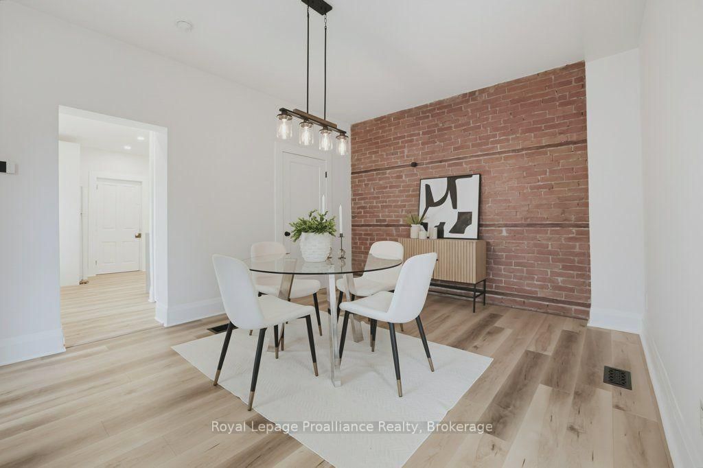 275 Charles Street • Belleville, ON photo 10