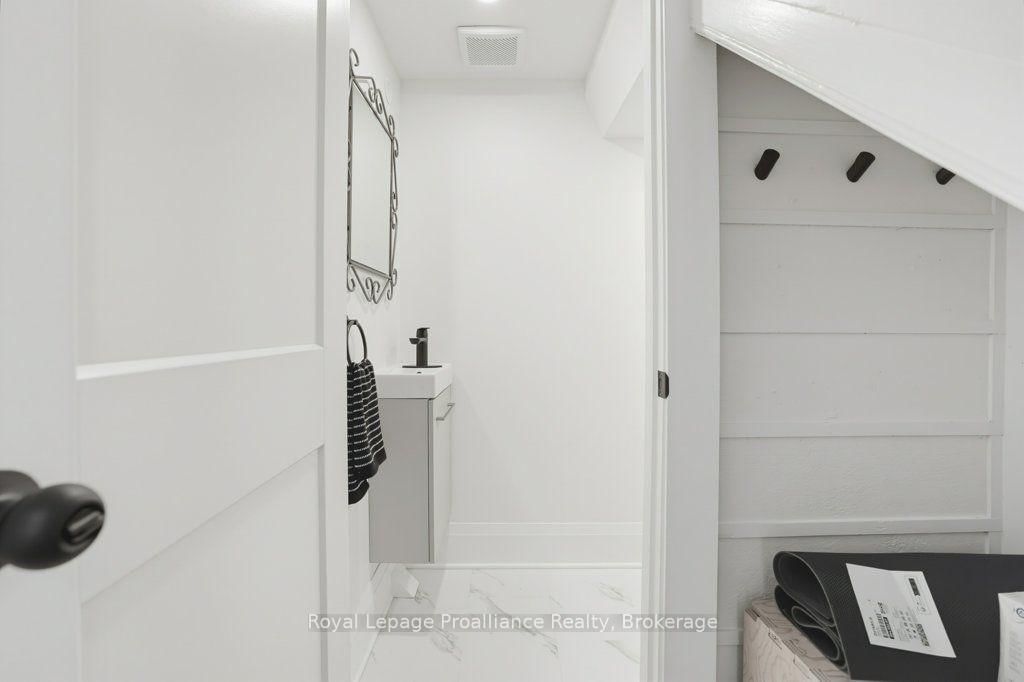 275 Charles Street • Belleville, ON photo 20