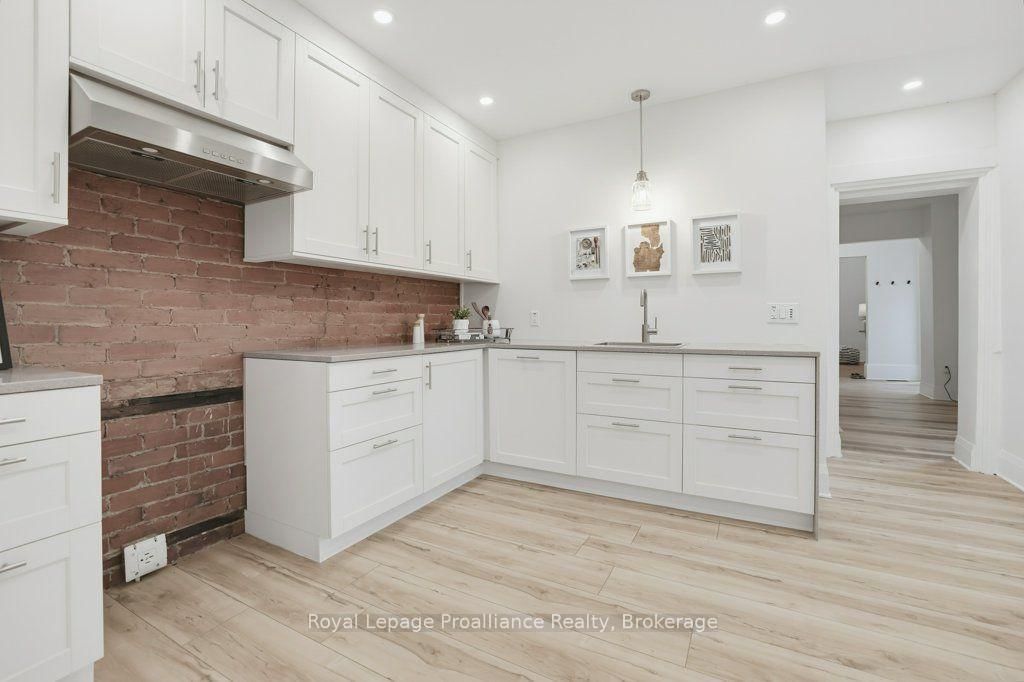 275 Charles Street • Belleville, ON photo 21