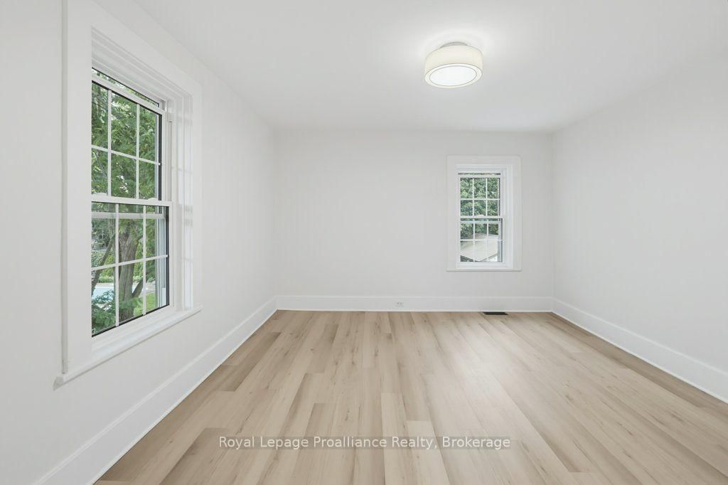 275 Charles Street • Belleville, ON photo 39