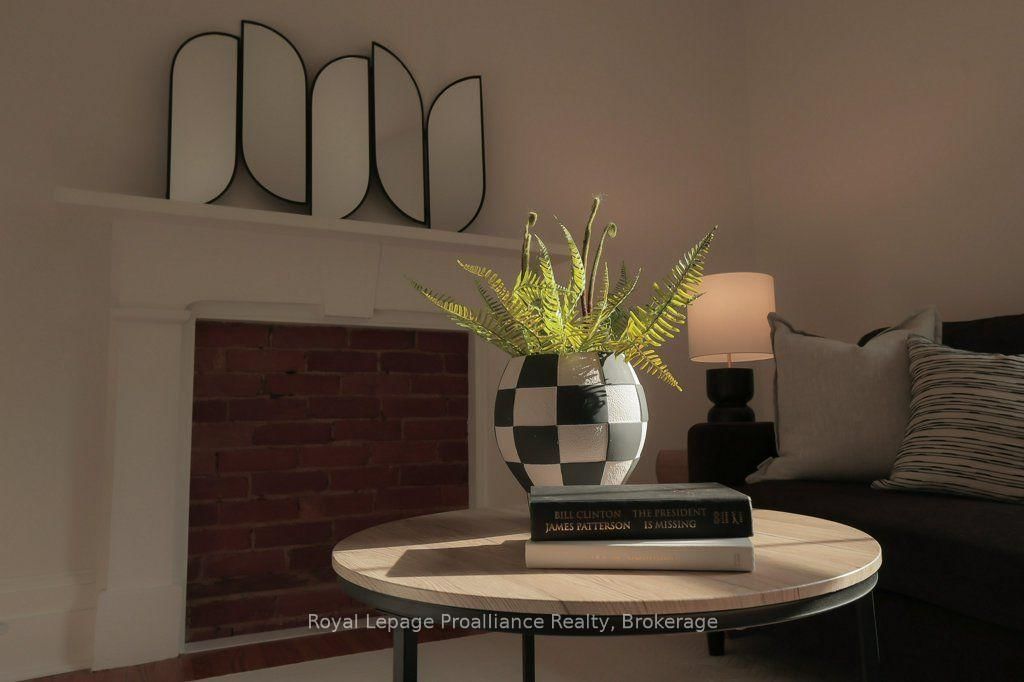 275 Charles Street • Belleville, ON photo 9