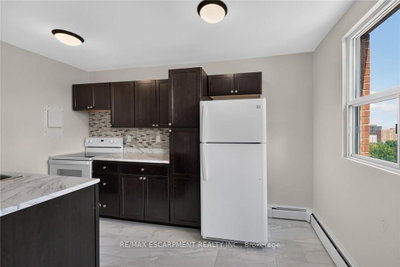 141 Catharine Street S • #1004 • Hamilton, ON photo 8