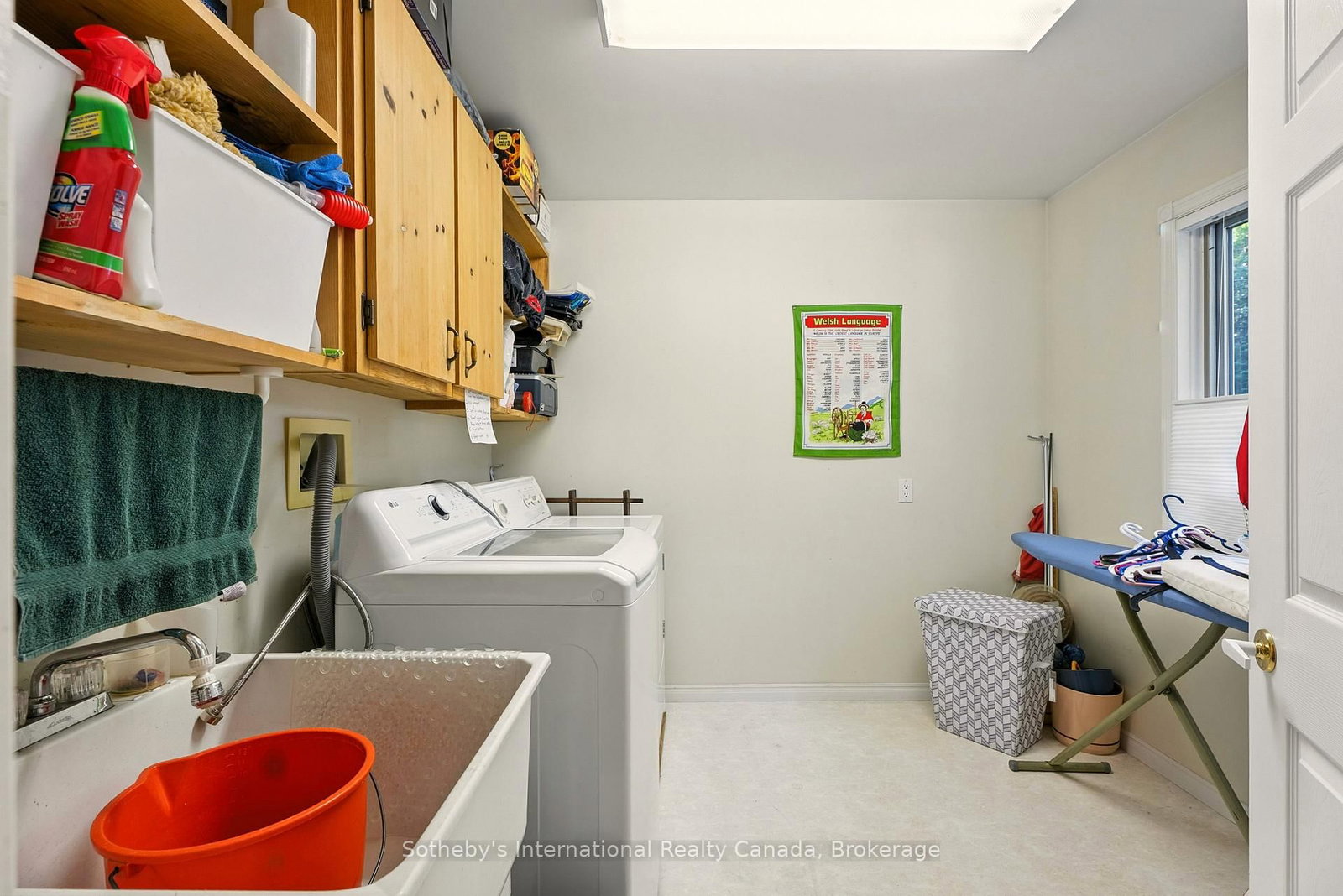 326 CHIKOPI Road • Magnetawan, ON photo 12