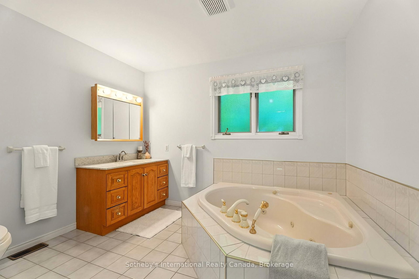 326 CHIKOPI Road • Magnetawan, ON photo 31