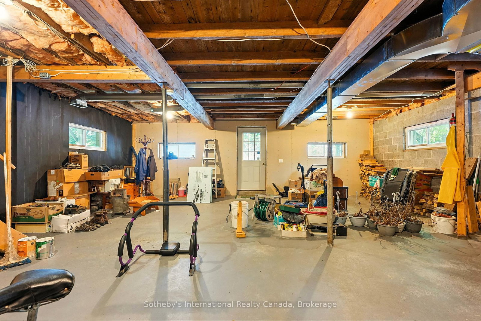 326 CHIKOPI Road • Magnetawan, ON photo 32