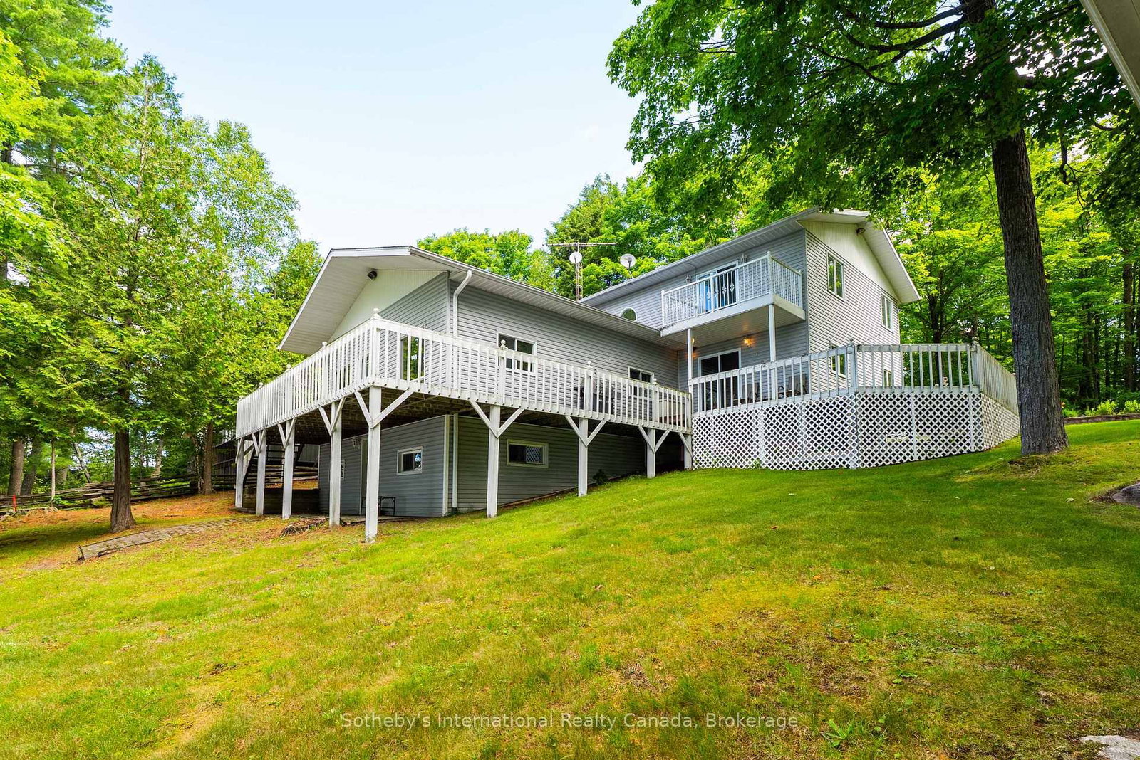 326 CHIKOPI Road • Magnetawan, ON photo 5