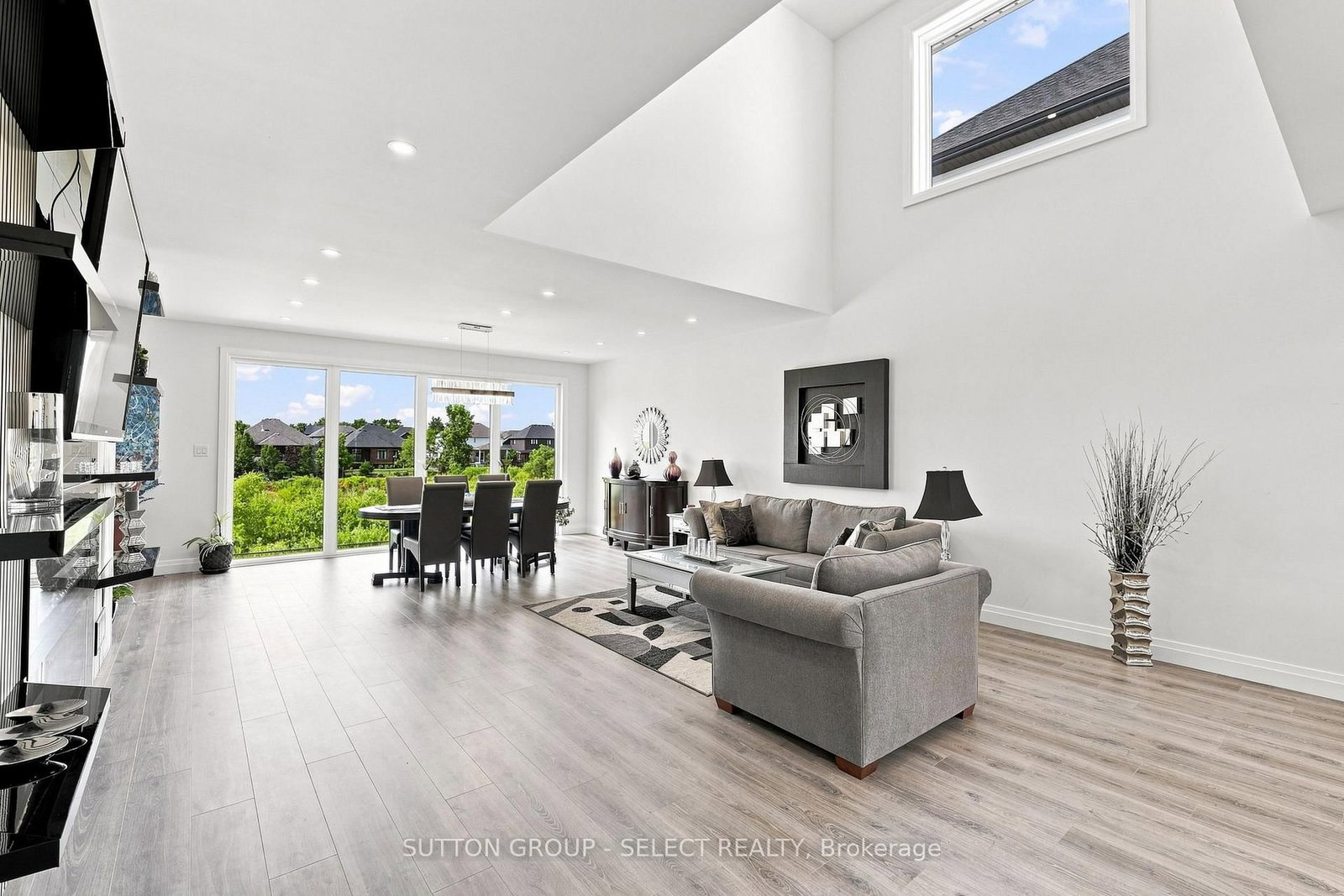 17 Arrowwood Path • Middlesex Centre, ON photo 13