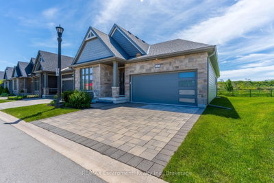 Townhouse sold at 50-154 Port Robinson Road, Pelham, Ontario, L0S 1E6 - Fonthill - MLS: X13659456