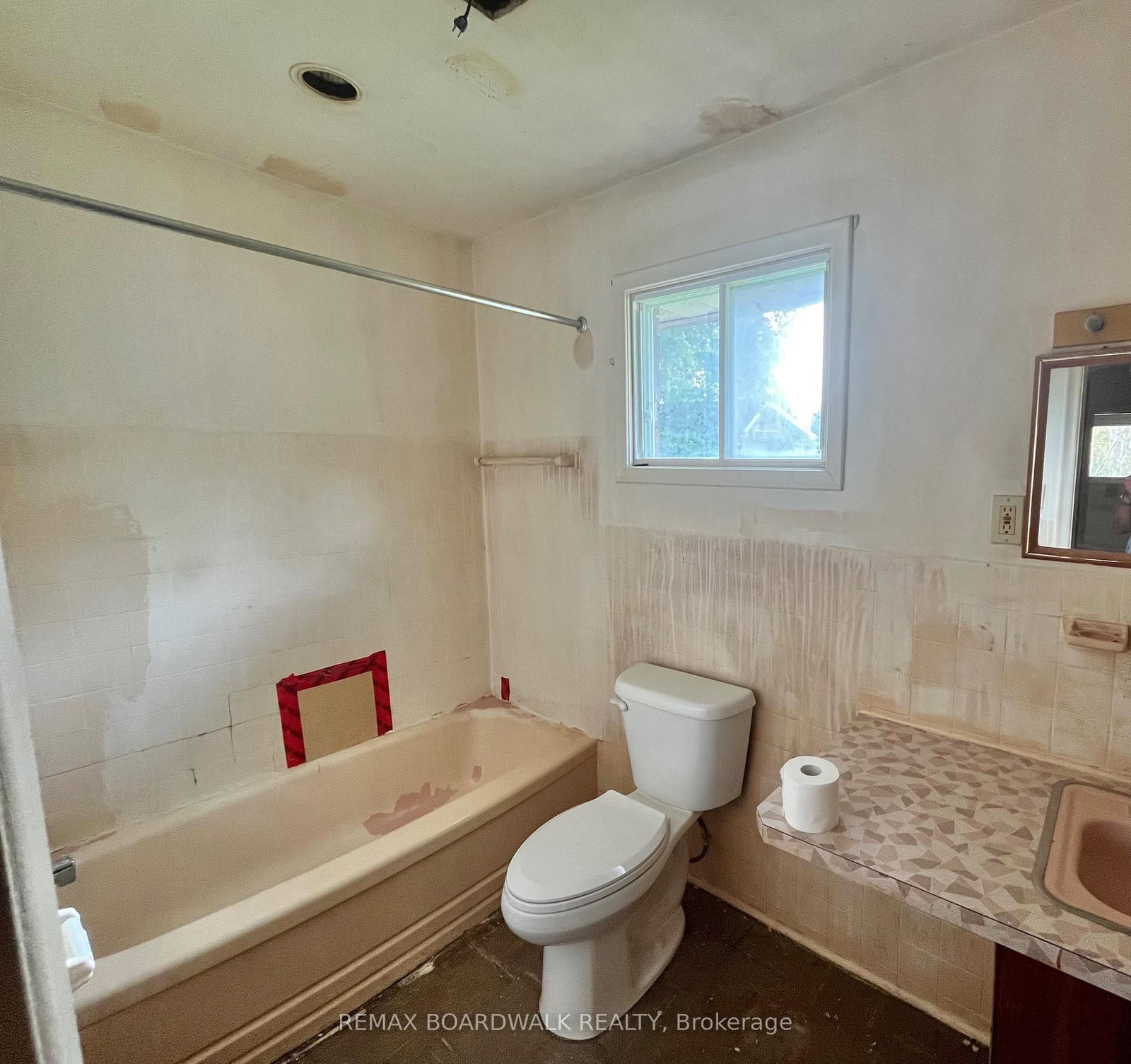 1363 Duford Drive • Ottawa, ON photo 12