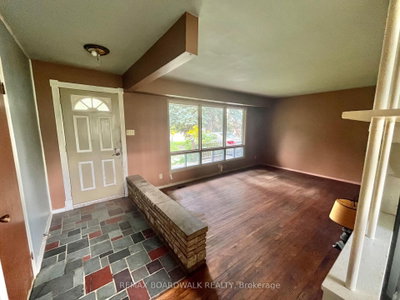 1363 Duford Drive • Ottawa, ON photo 4