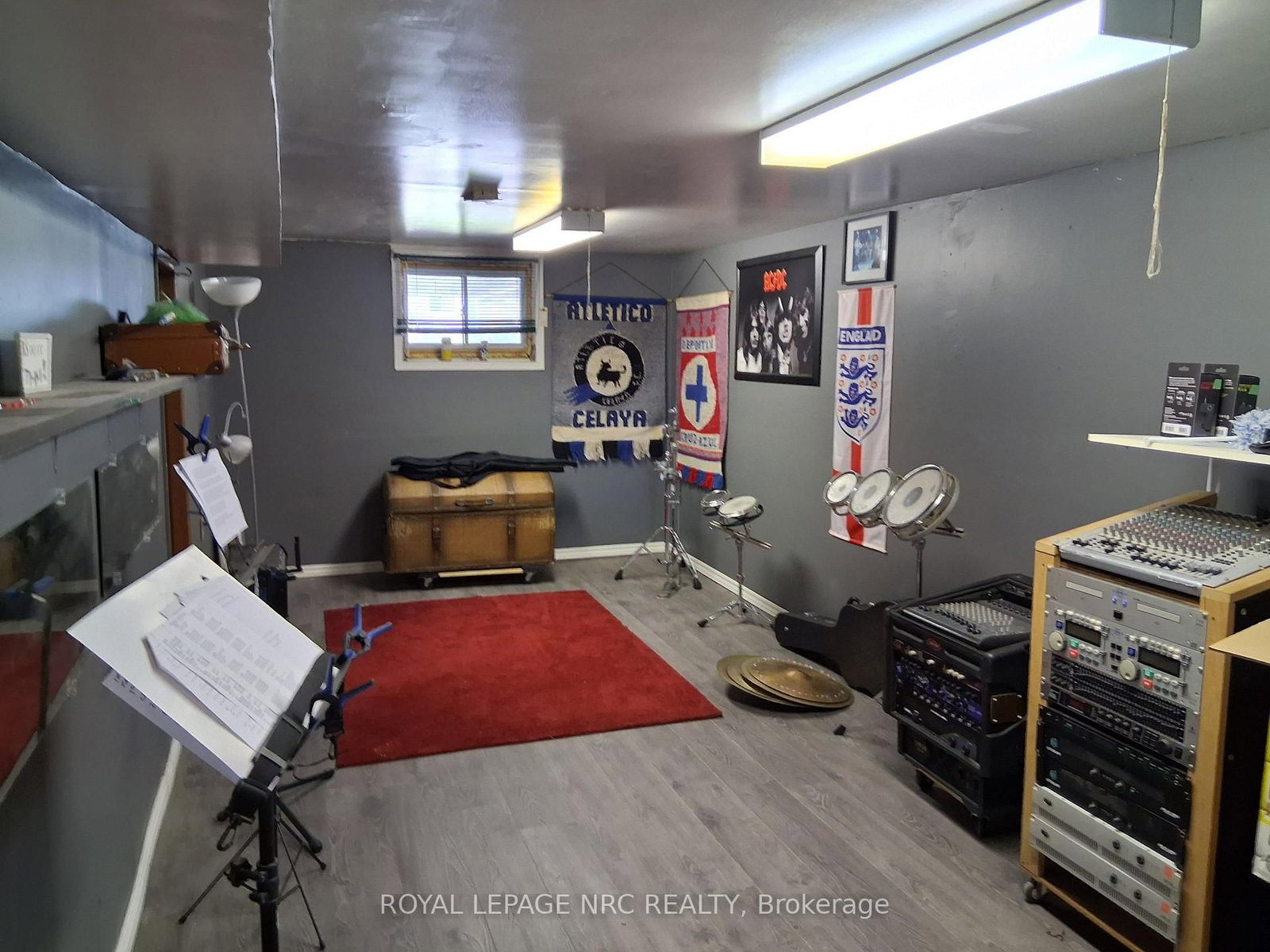 42 Cumming Street • St. Catharines, ON photo 14