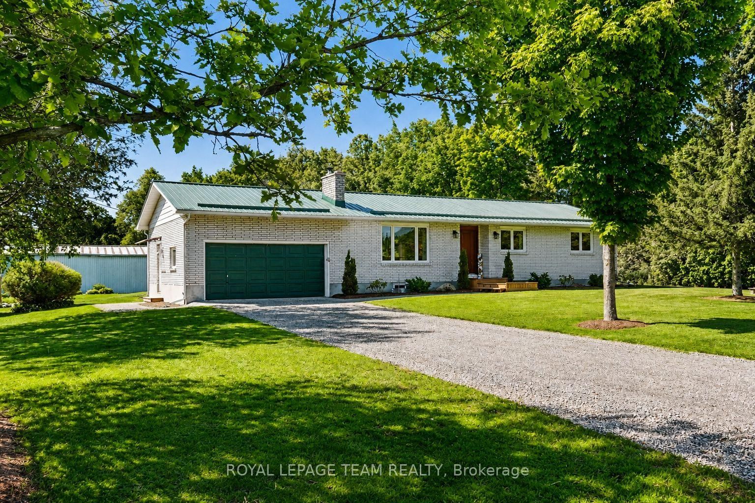512 Edward Scott Road • North Grenville, ON photo 1