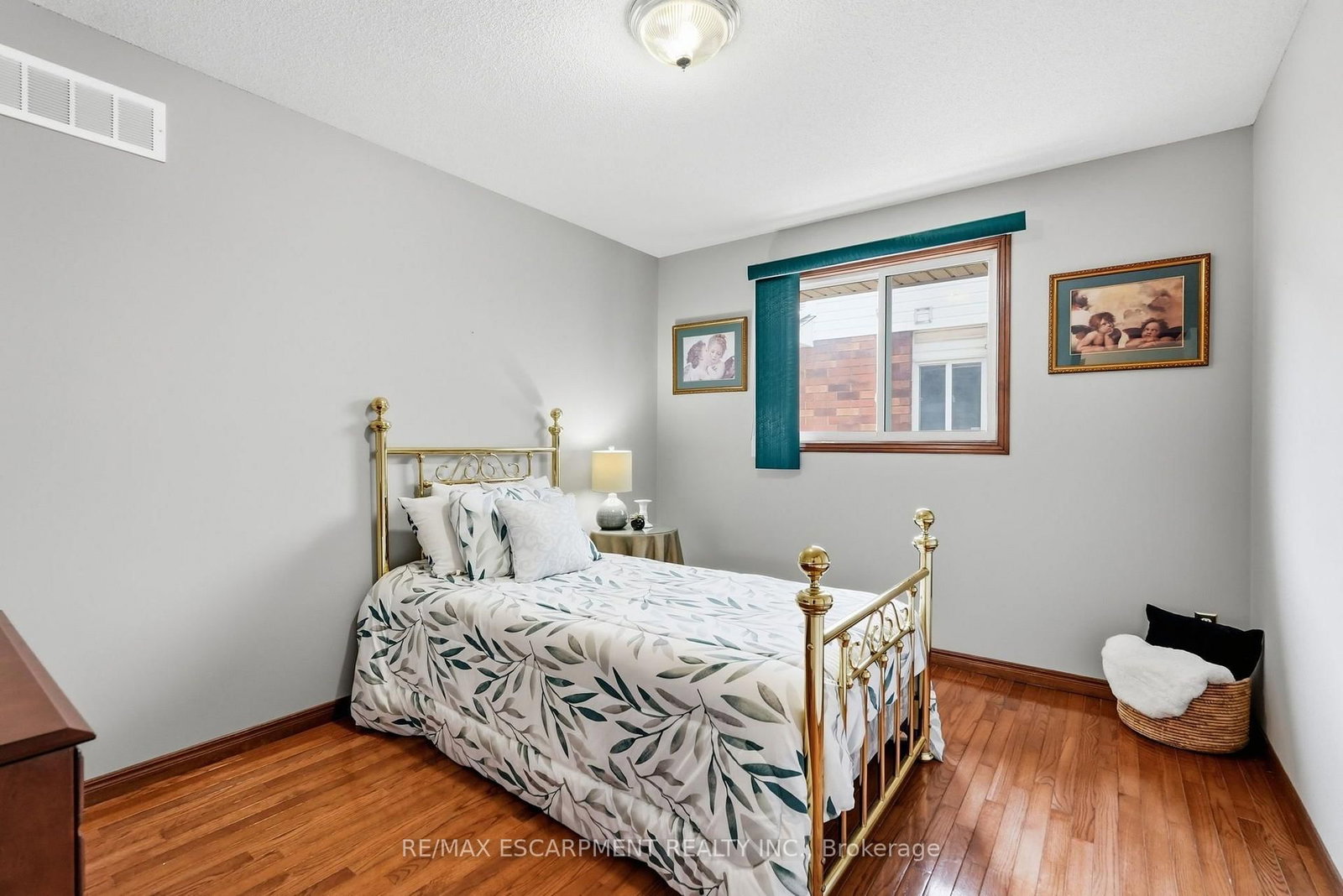 210 BASTILLE Street • Hamilton, ON photo 19
