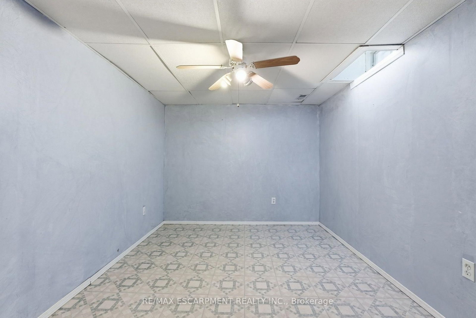 210 BASTILLE Street • Hamilton, ON photo 34