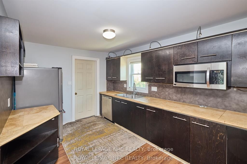 557 Geneva Street • St. Catharines, ON photo 10