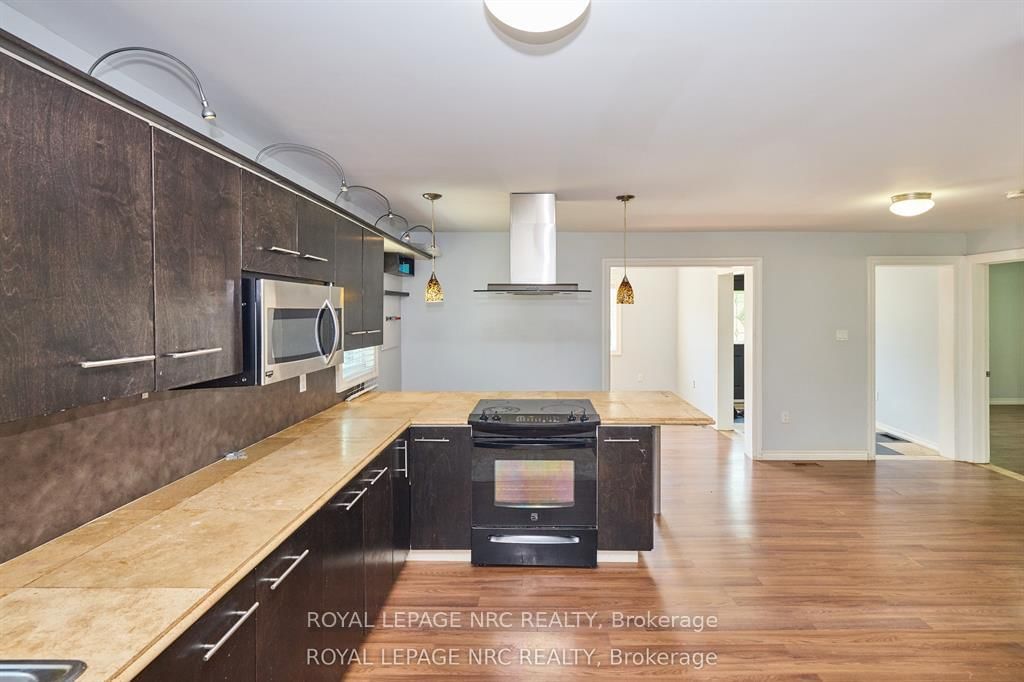 557 Geneva Street • St. Catharines, ON photo 14