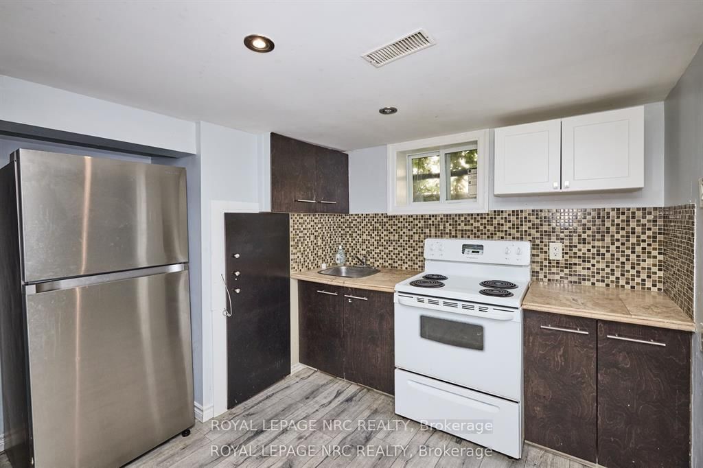 557 Geneva Street • St. Catharines, ON photo 36