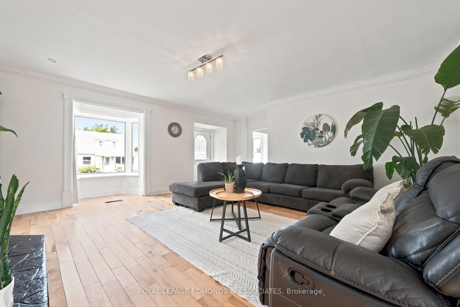 734 Front Street • Pembroke, ON photo 13