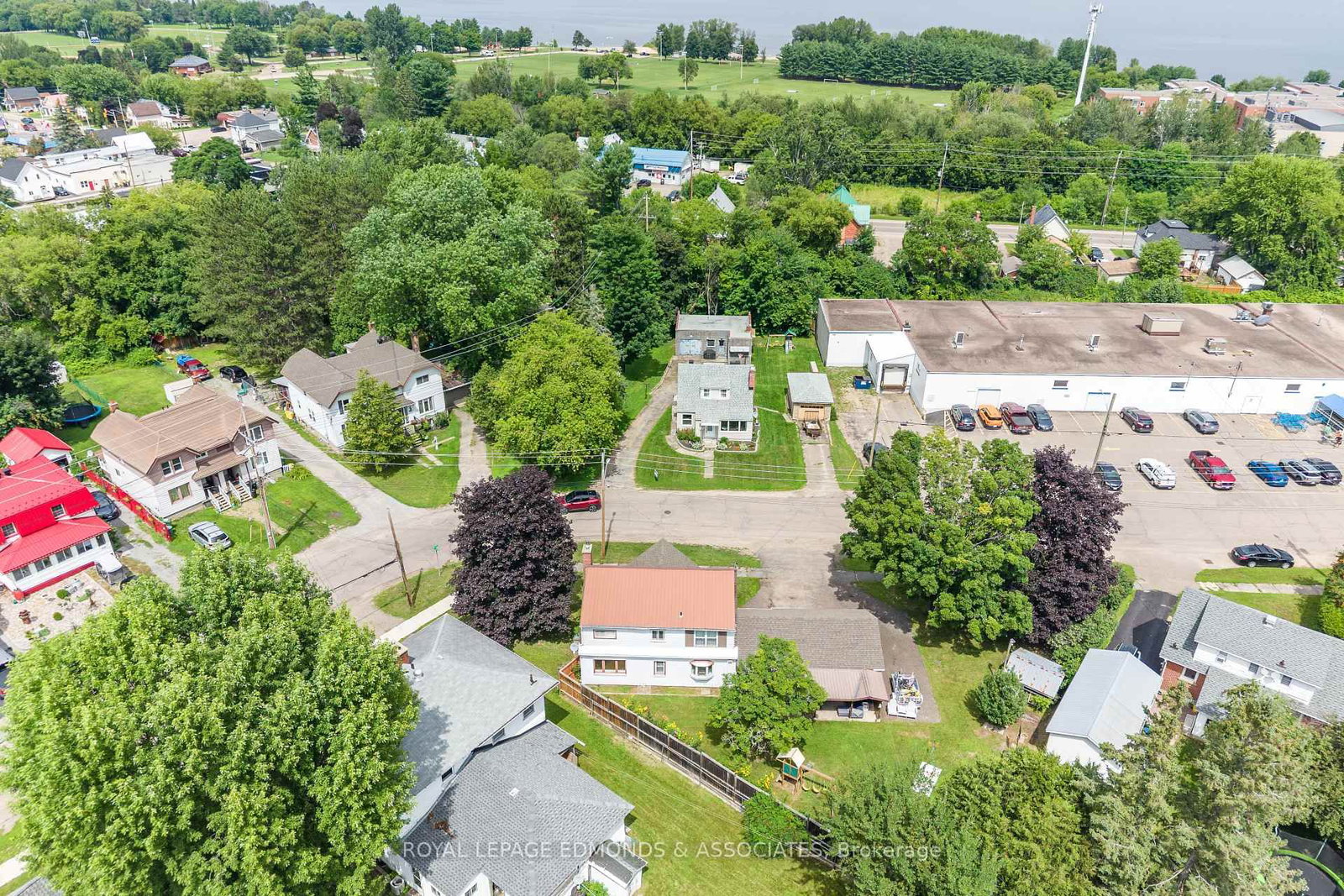 734 Front Street • Pembroke, ON photo 42