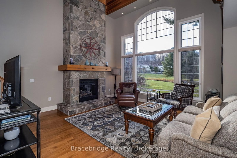 Carling 4 W9 - 3876 Muskoka Rd 118 Highway W