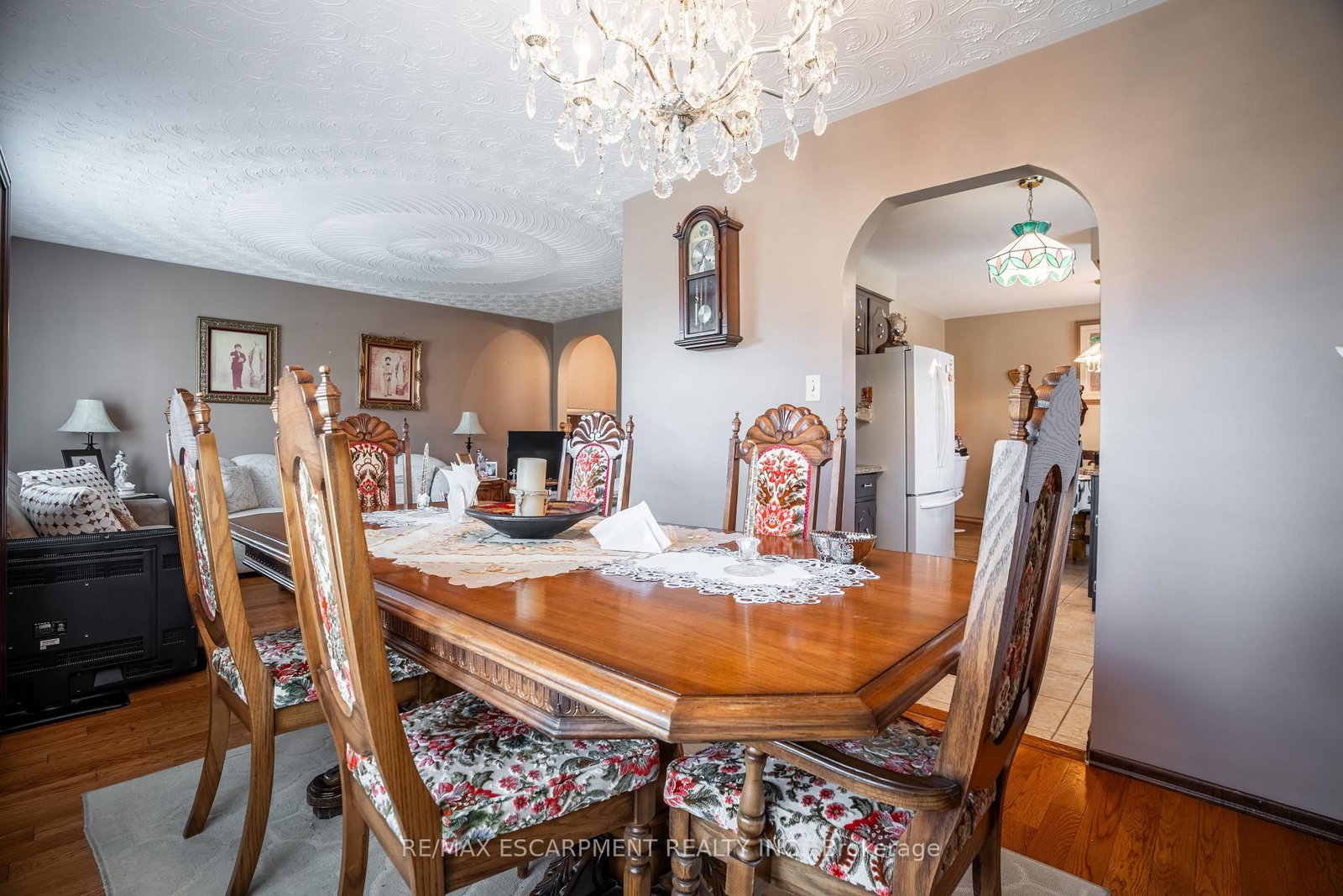 18 Villa Court • Hamilton, ON photo 14