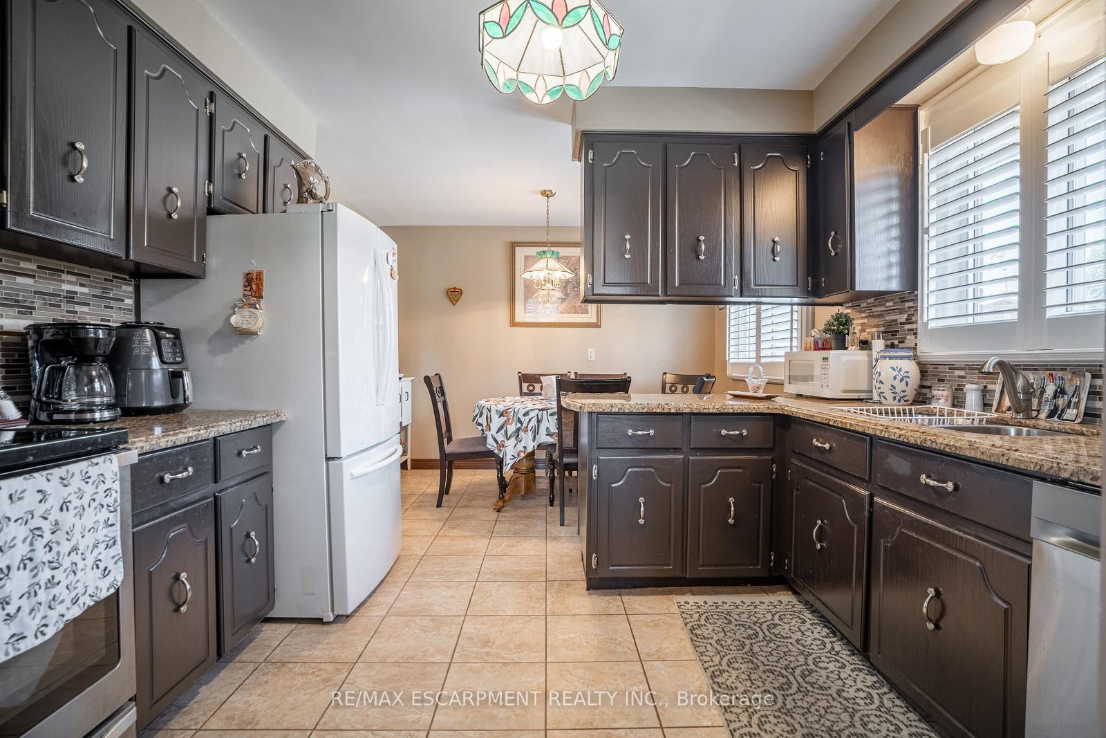 18 Villa Court • Hamilton, ON photo 15