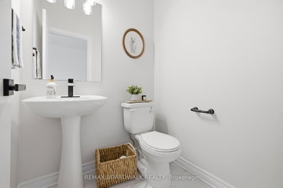 102 Patchell Place • North Grenville, ON photo 4