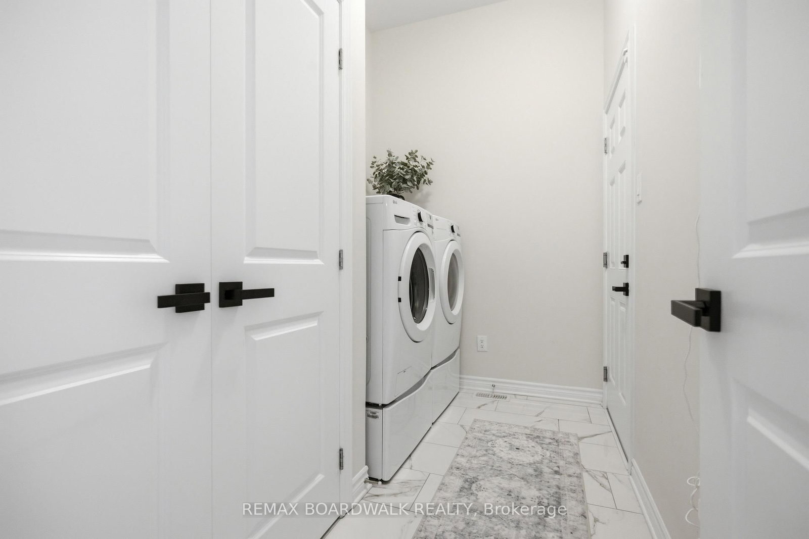 102 Patchell Place • North Grenville, ON photo 5