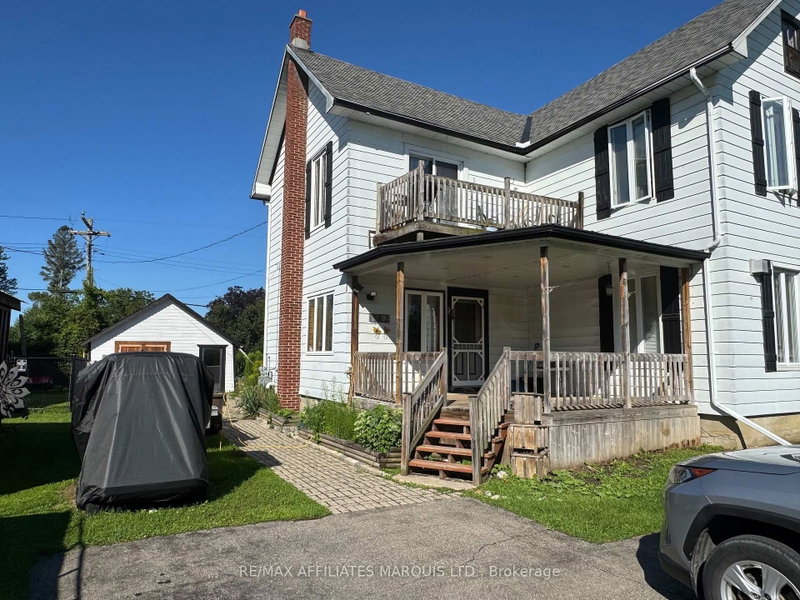 38 Laurier Drive