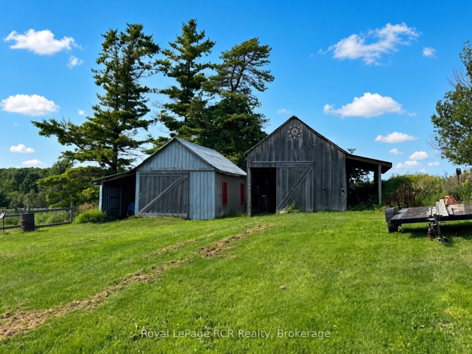 135458 Concession 8 • Chatsworth, ON photo 38