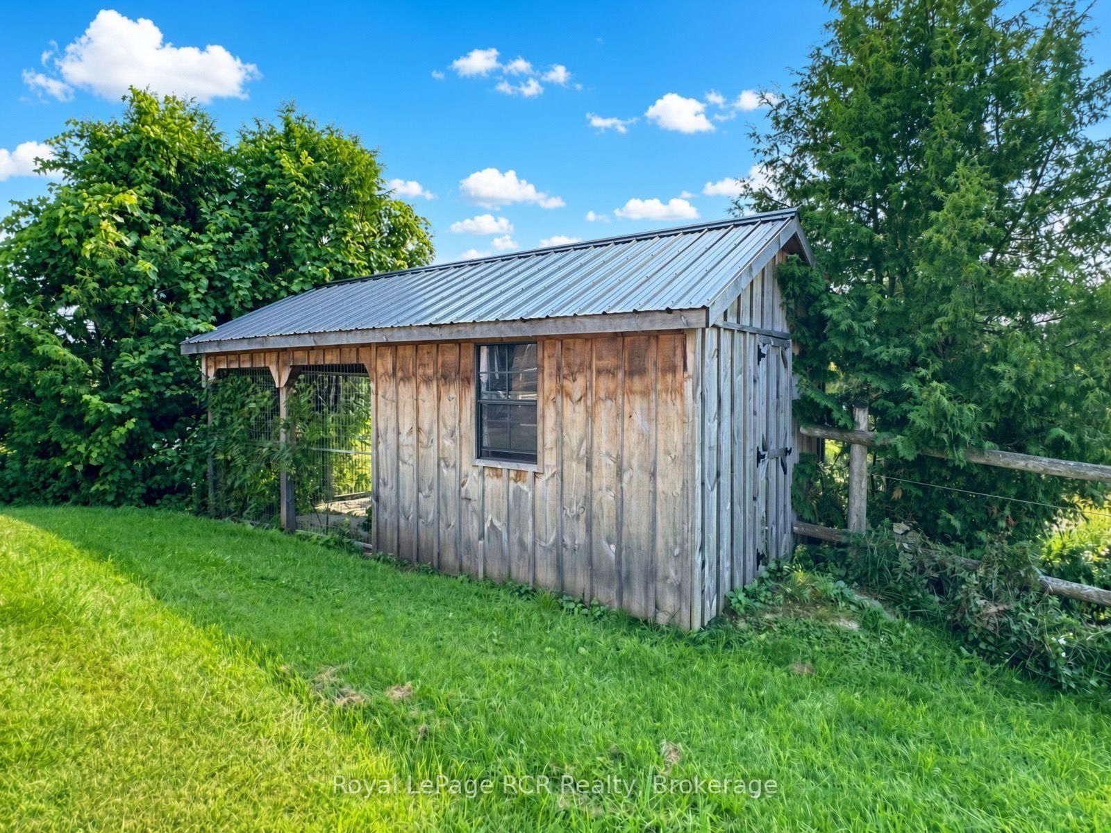 135458 Concession 8 • Chatsworth, ON photo 41