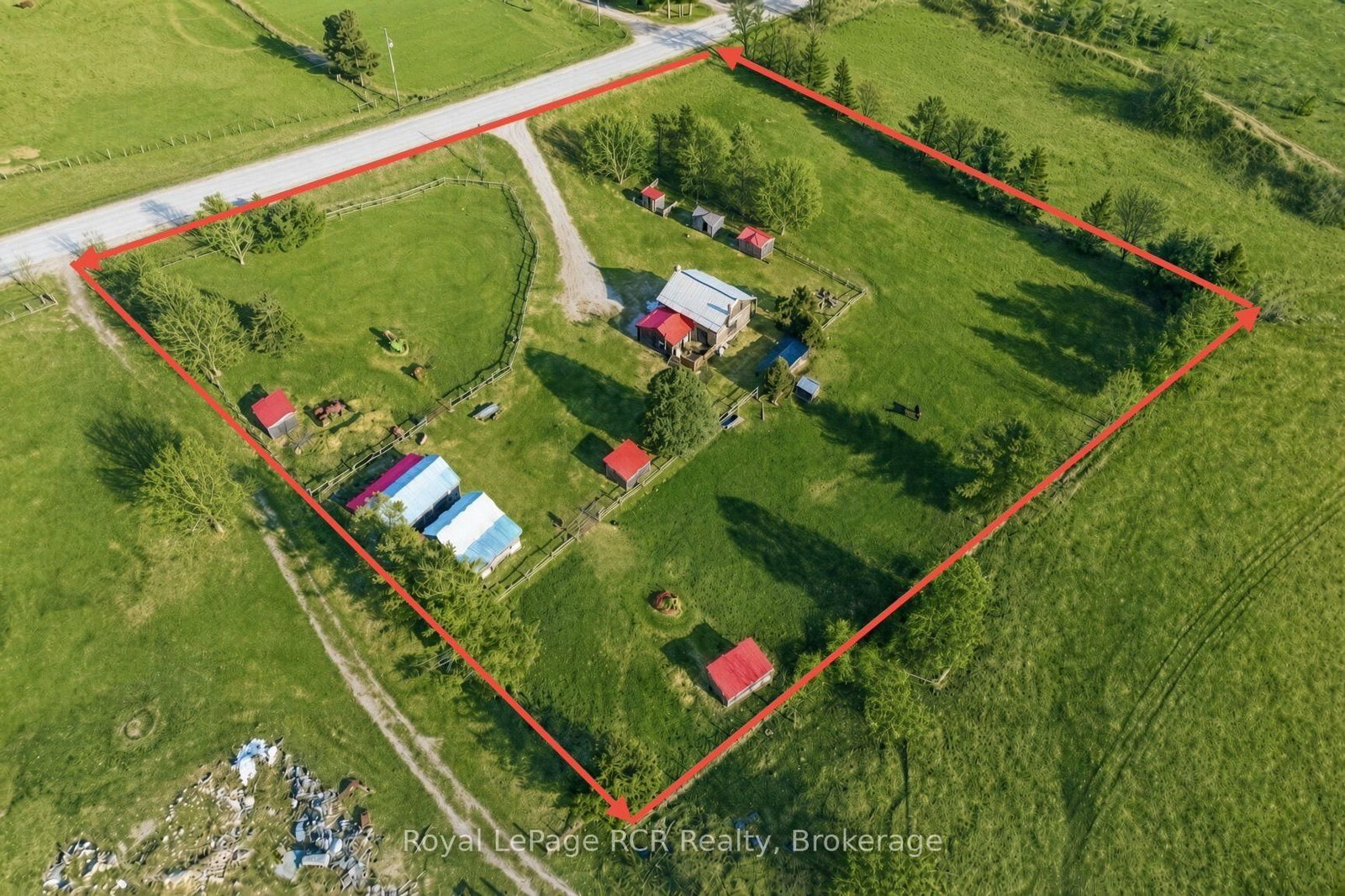 135458 Concession 8 • Chatsworth, ON photo 45
