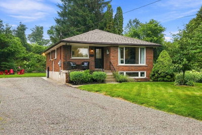 10 Taylor Crescent • Hamilton, ON photo 4