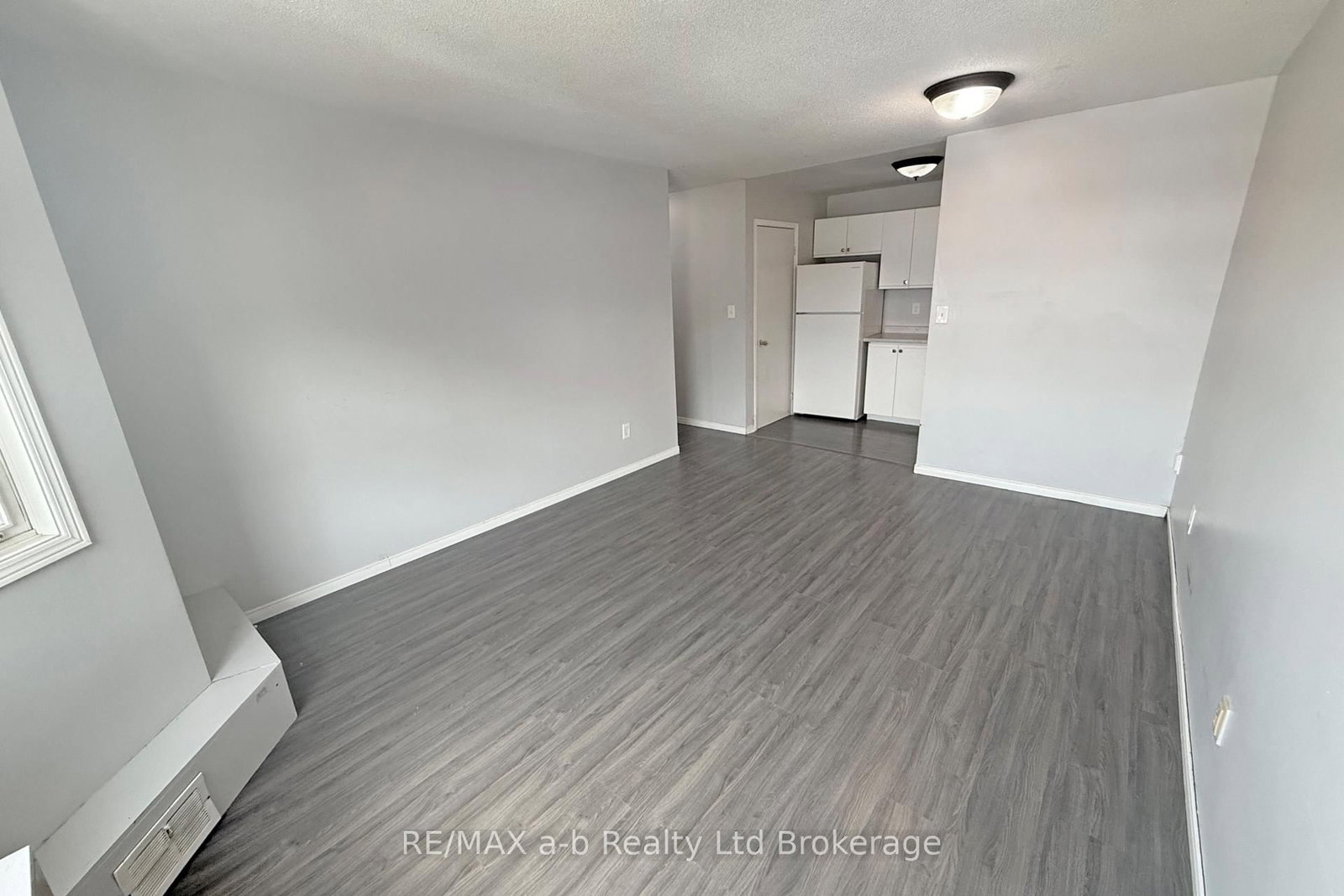 64 Hiawatha Road • #36 • Woodstock, ON photo 14