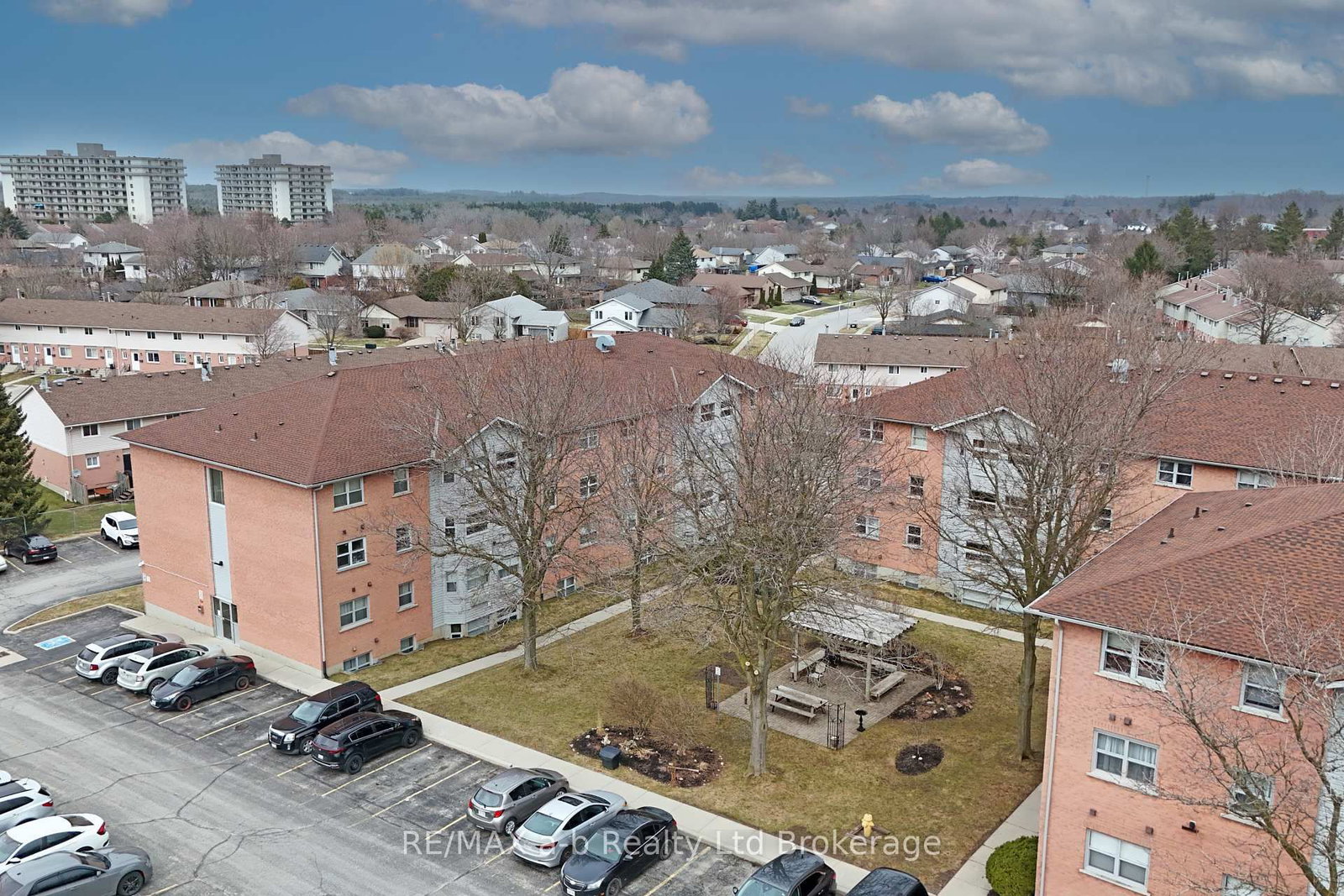 64 Hiawatha Road • #36 • Woodstock, ON photo 28