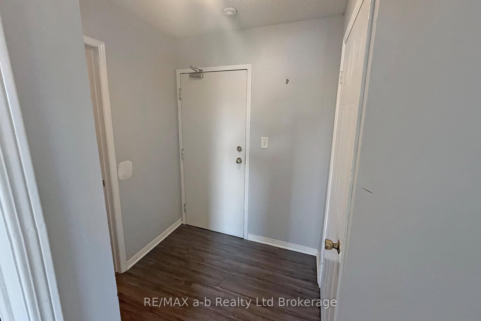 64 Hiawatha Road • #36 • Woodstock, ON photo 8