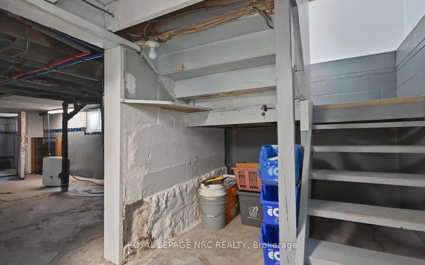 78 York Street • Welland, ON photo 39
