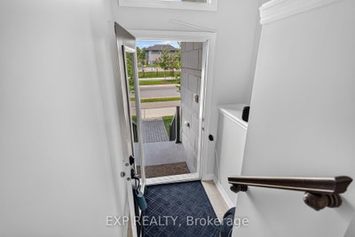 1440 HEMLOCK Road • Ottawa, ON photo 2
