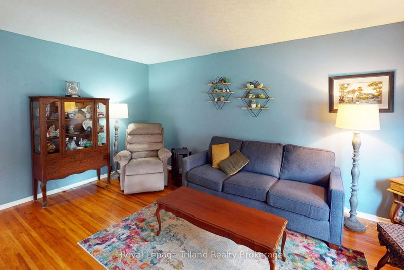 773 Gladstone Drive