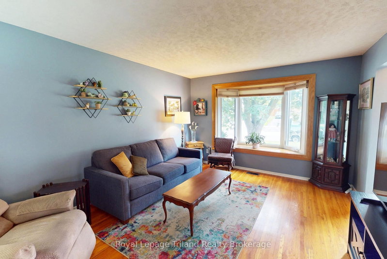 773 Gladstone Drive