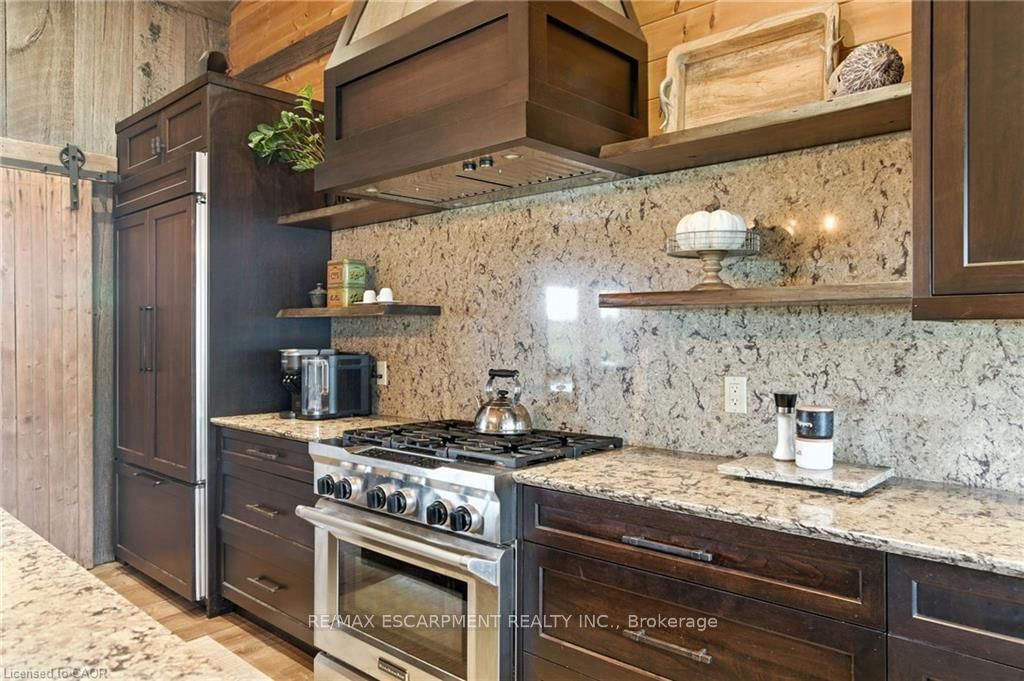 437 6th Concession Road E • Hamilton, ON photo 8